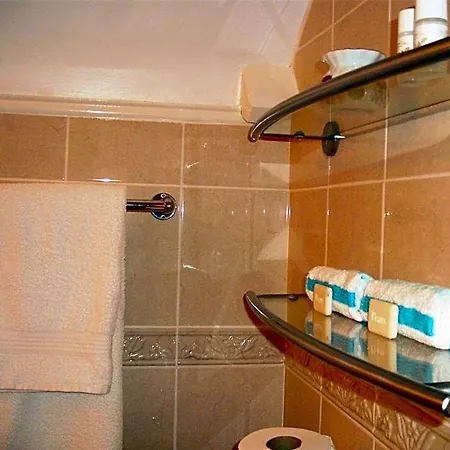 Maryville Bed & Breakfast 3*